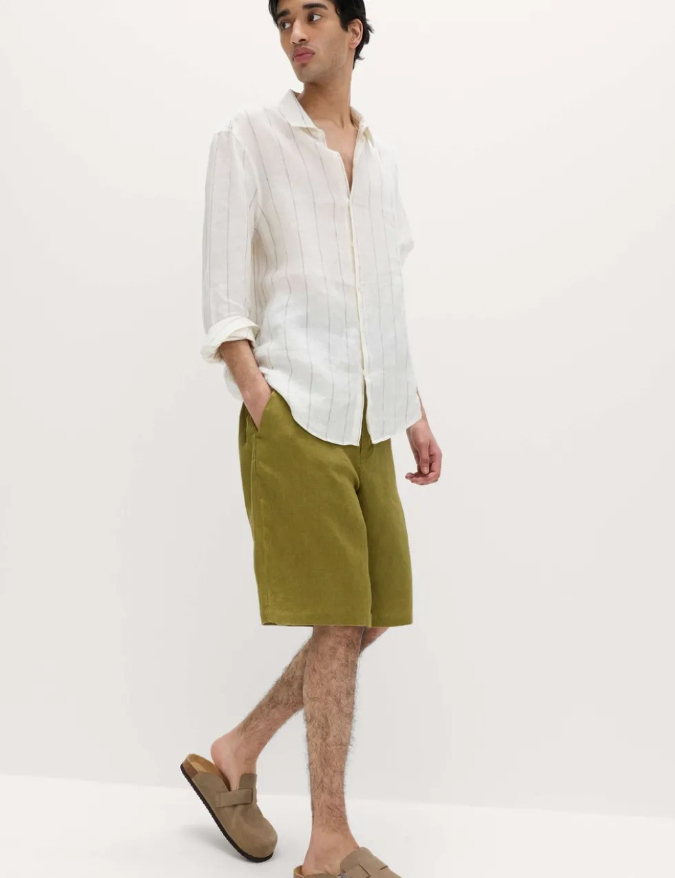 Loose Fit Pure Linen Chino Shorts