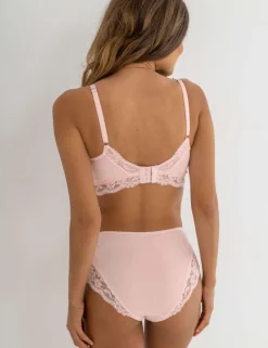 Love To Lounge Lace Non Wired Lounge Bralette DD-FF