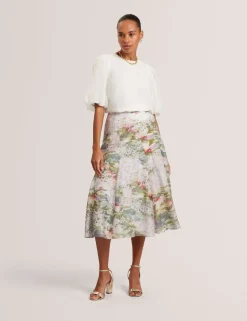 Lyocell Rich Puff Sleeve Top