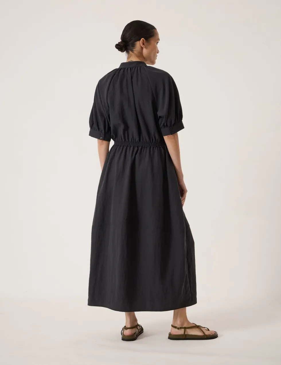 Lyocell Rich Short Sleeve Midi Waisted Dress