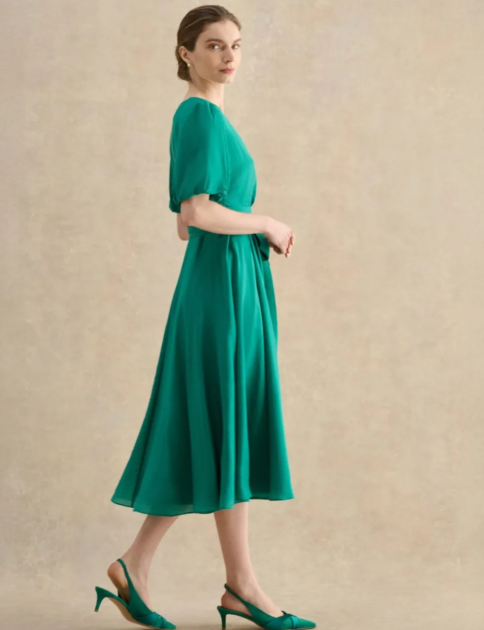 Lyocell Rich V-Neck Midi Skater Dress