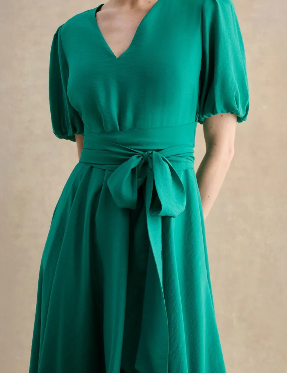 Lyocell Rich V-Neck Midi Skater Dress