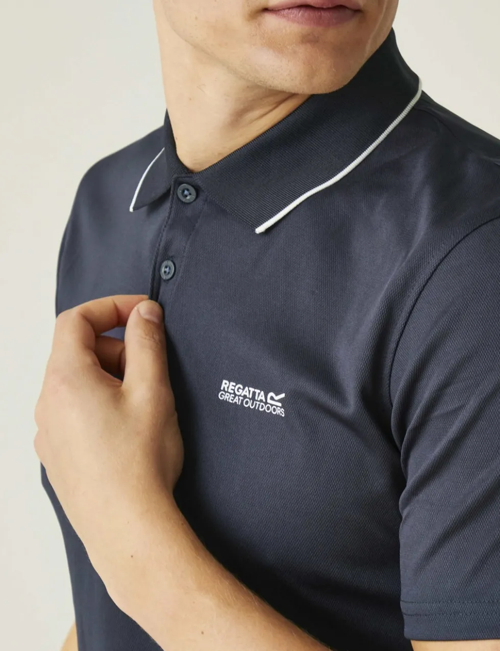 Maverik V Tipped Collar Polo Shirt
