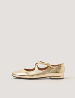 Metallic Buckle Flat Pumps