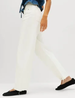 Mid Rise Barrel Jeans