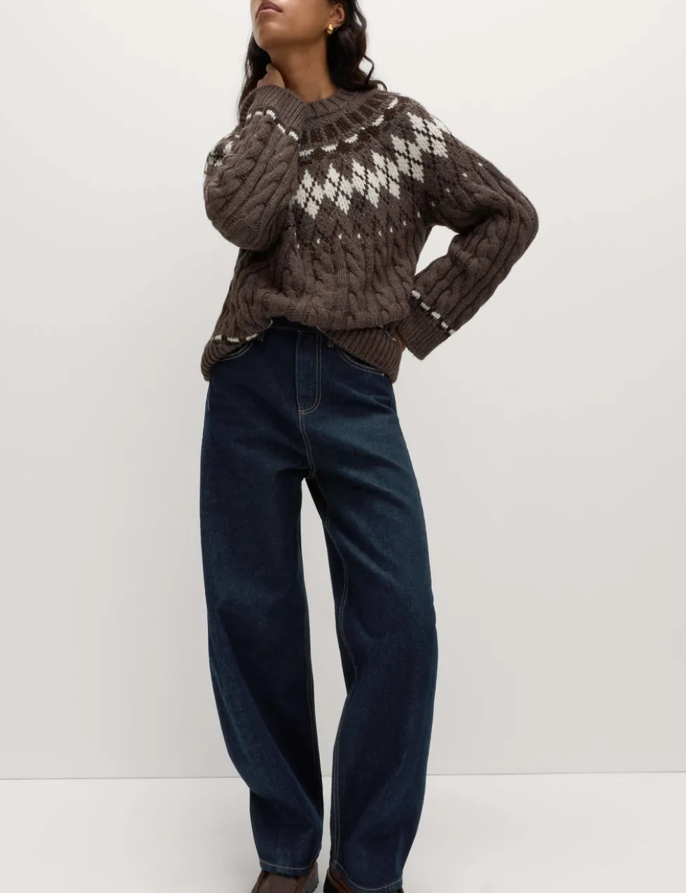 Mid Rise Barrel Jeans