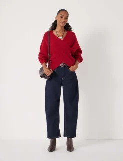 Mid Rise Barrel Jeans