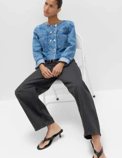 Mid Rise Barrel Jeans