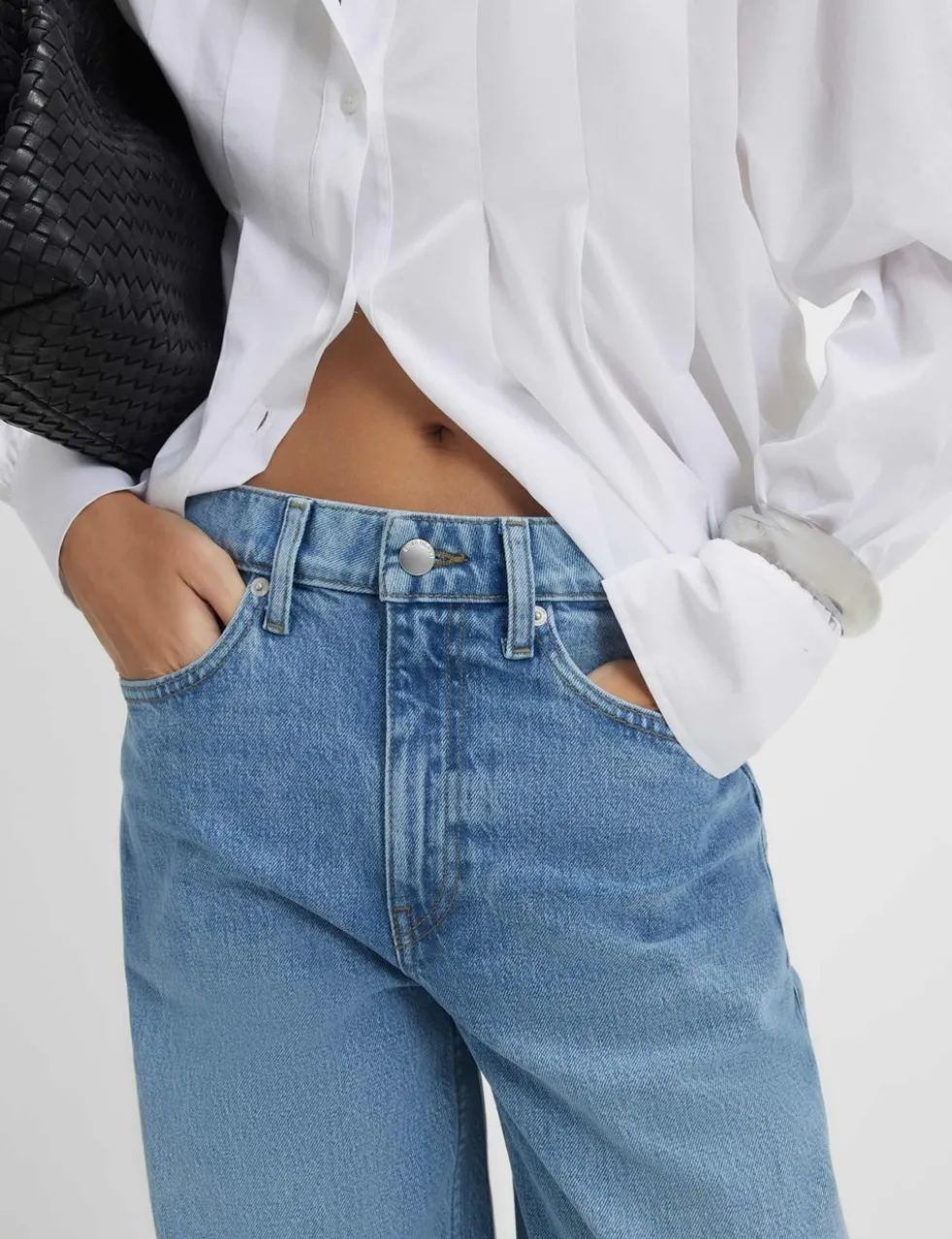 Mid Rise Barrel Leg Jeans