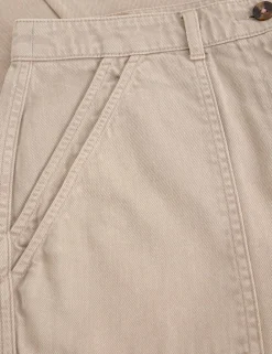 Mid Rise Carrot Leg Jeans