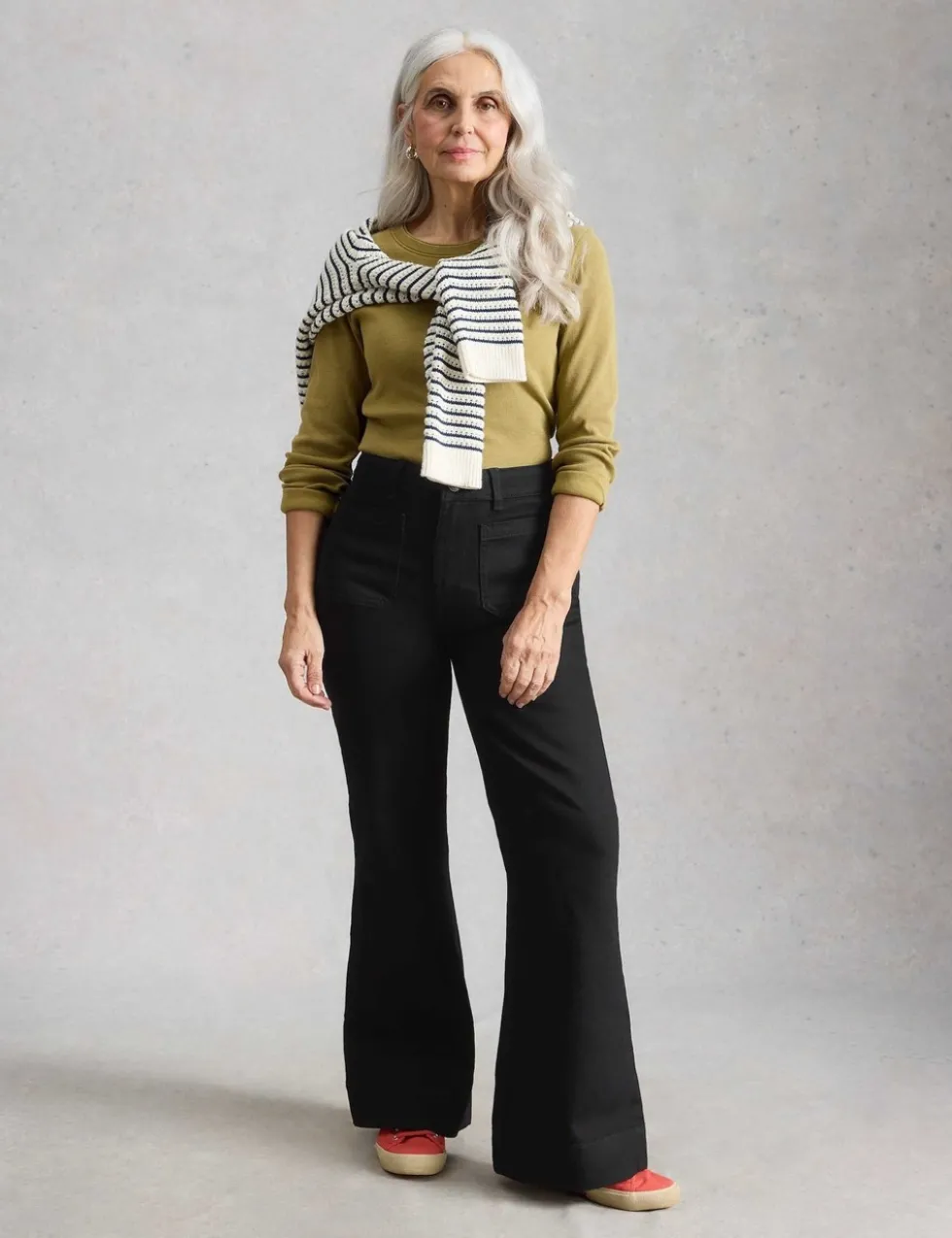 Mid Rise Flared Wide Leg Jeans
