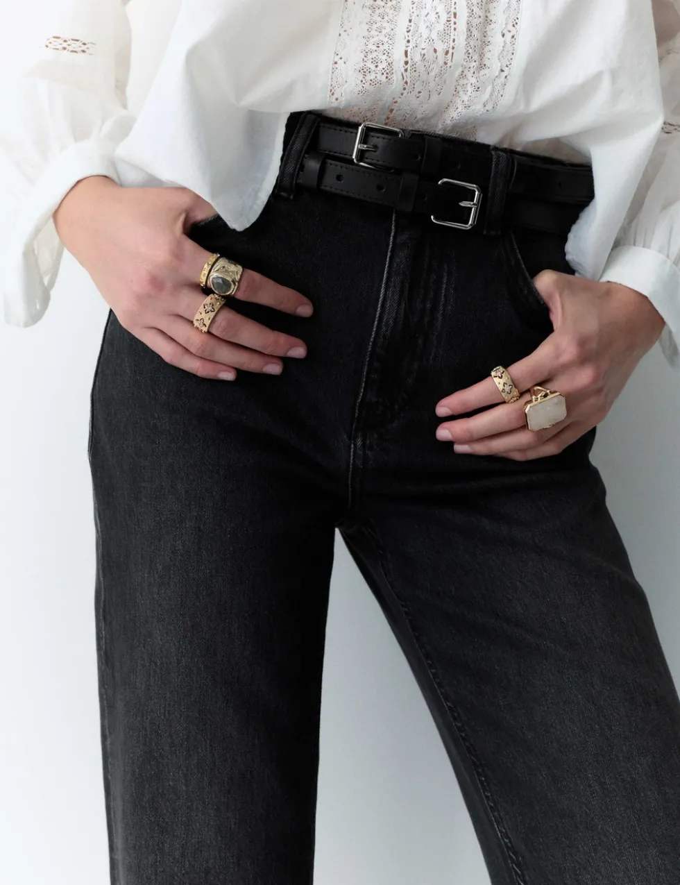 Mid Rise Straight Leg Ankle Grazer Jeans
