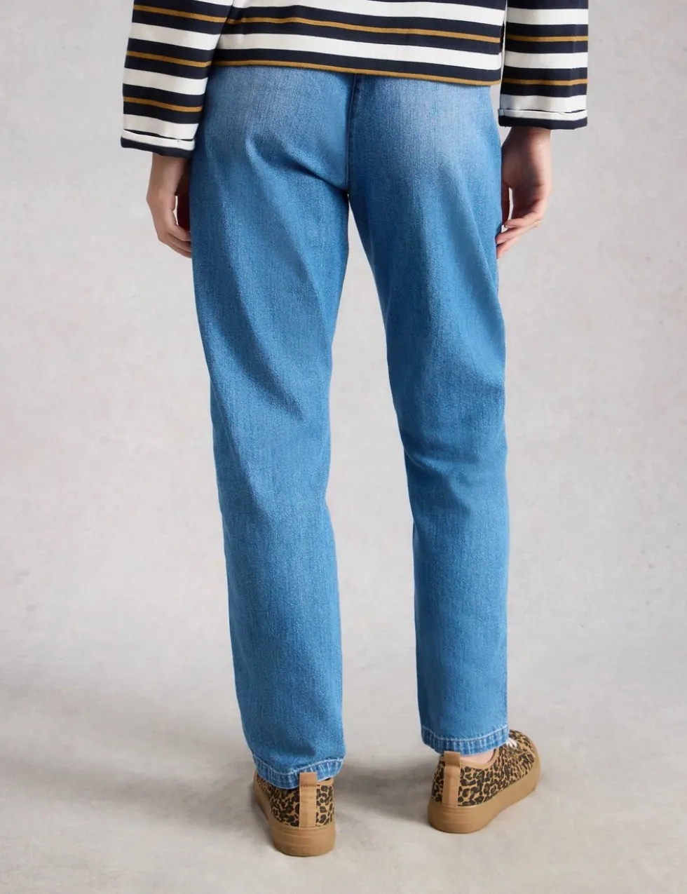 Mid Rise Straight Leg Ankle Grazer Jeans