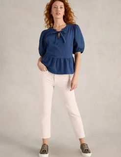 Mid Rise Straight Leg Cropped Jeans