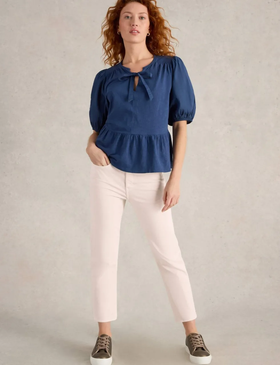 Mid Rise Straight Leg Cropped Jeans