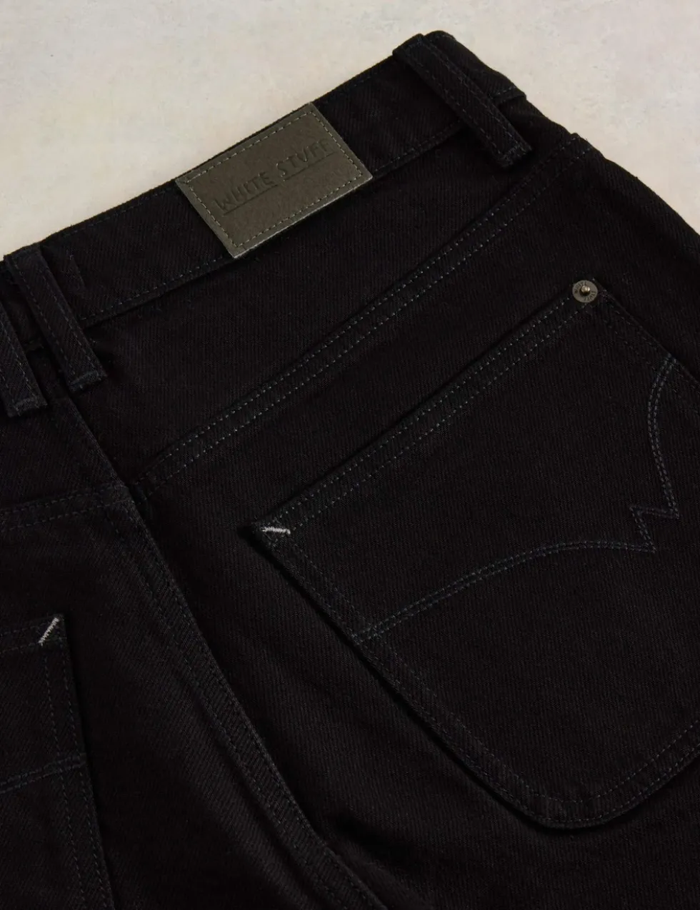 Mid Rise Wide Leg Cropped Jeans