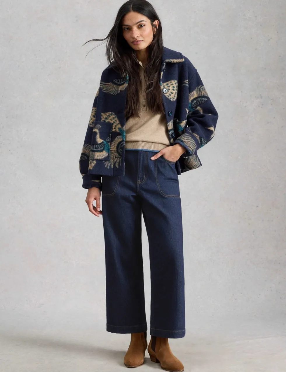 Mid Rise Wide Leg Cropped Jeans
