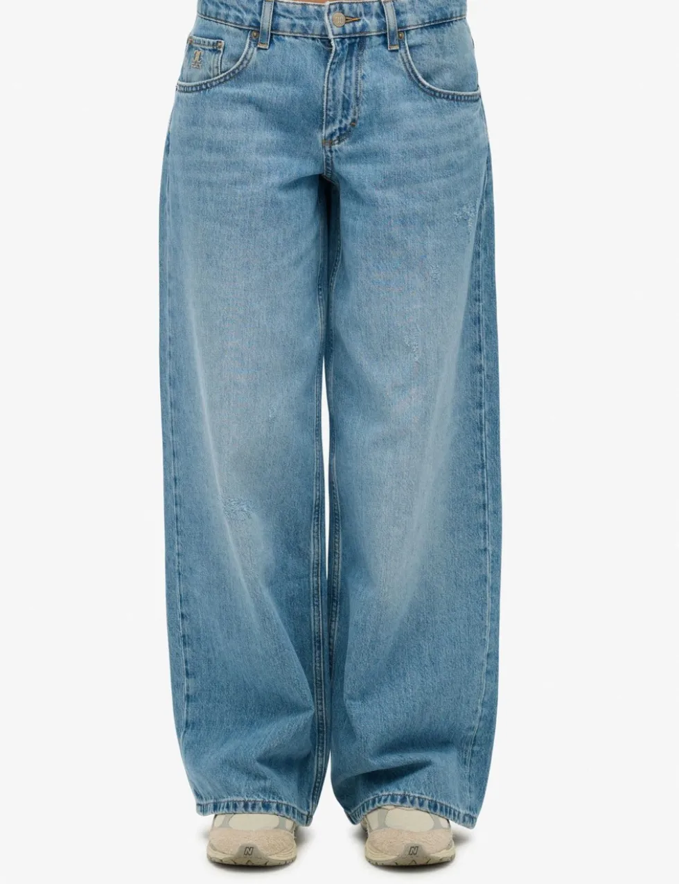 Mid Rise Wide Leg Jeans