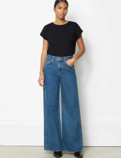 Mid Rise Wide Leg Jeans