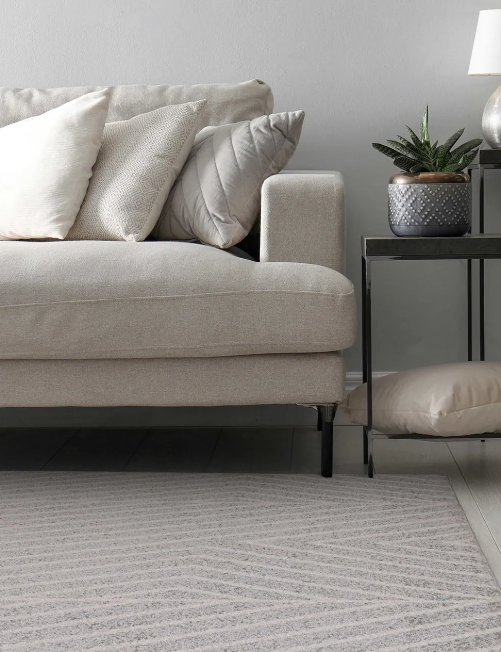 Muse Linear Rug