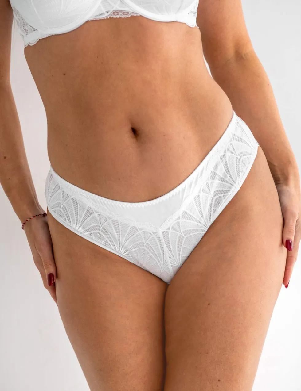 New Romance Emboridery Bikini Knickers