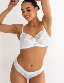 New Romance Emboridery Bikini Knickers