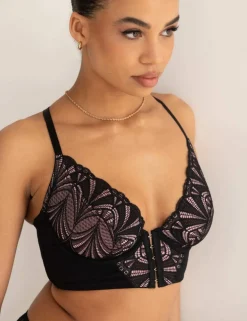 New Romance Wired Bralette