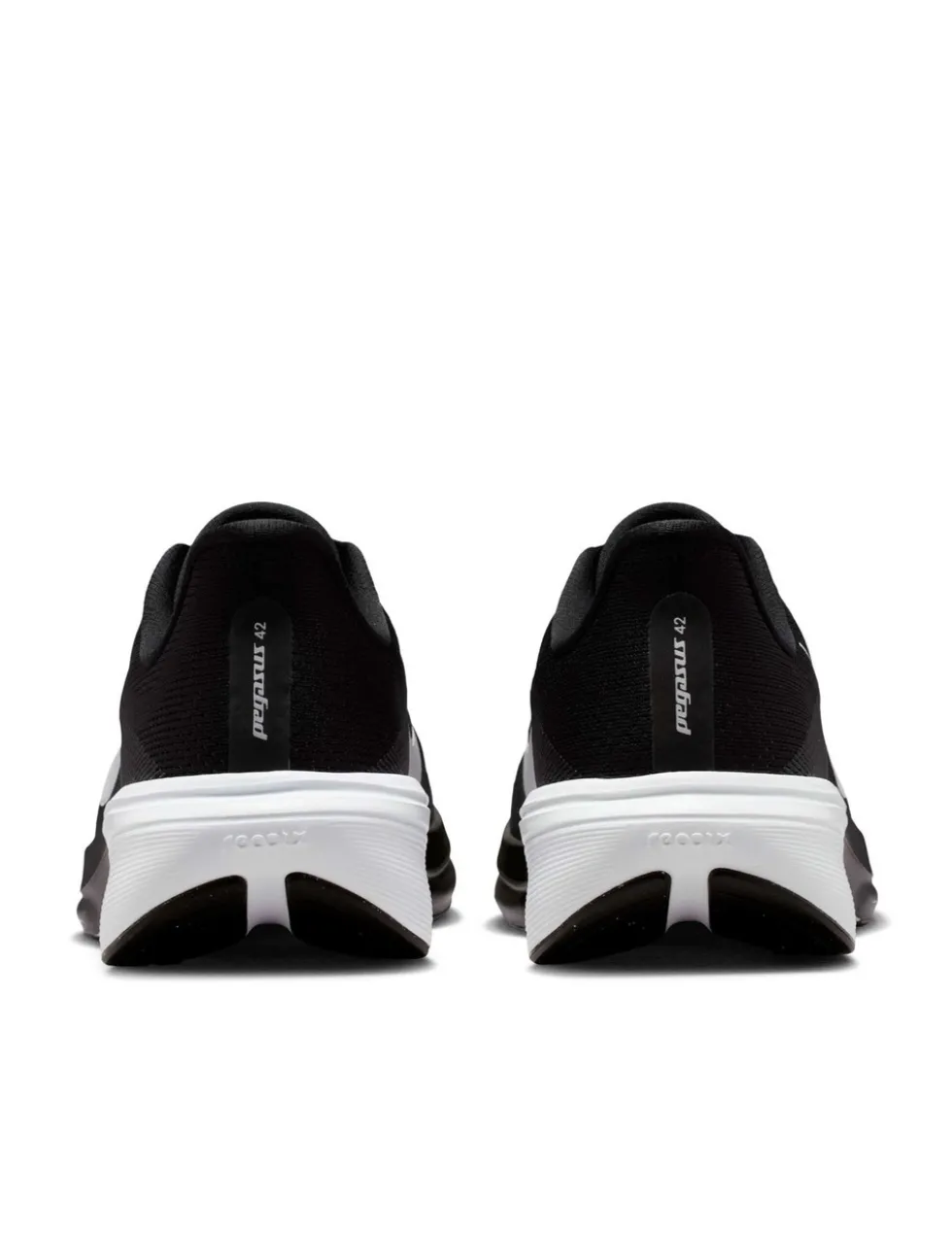 Pegasus 42 Trainers