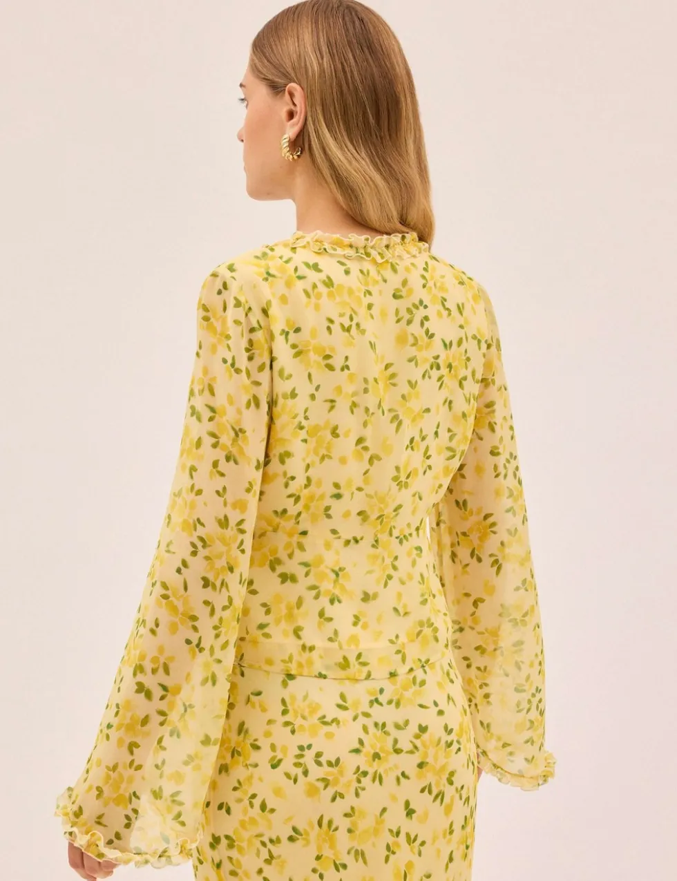 Petal Print V-Neck Flute Sleeve Top