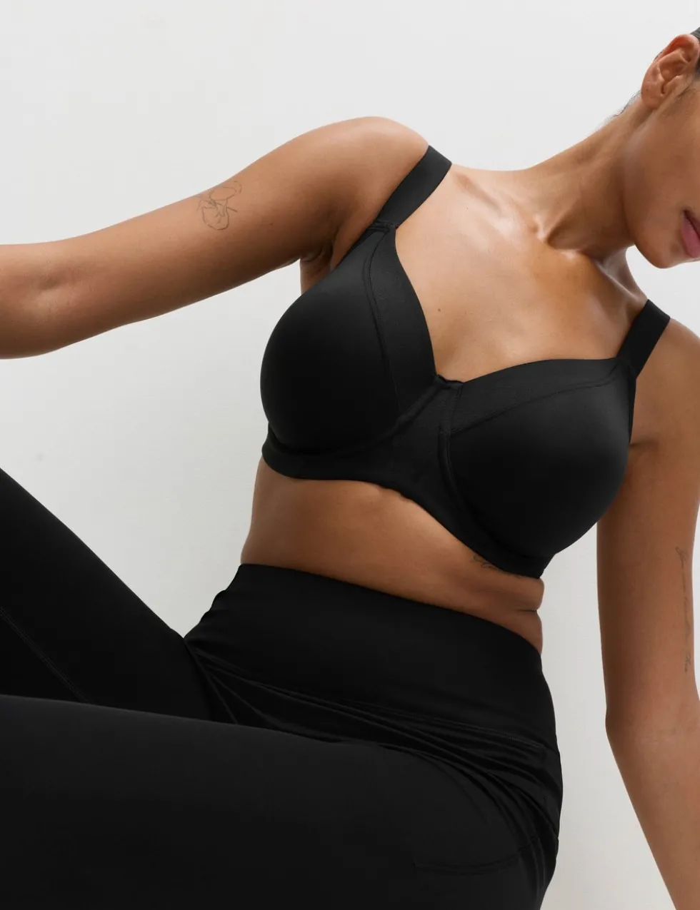 2pk Ultimate Support Wired Sports Bras (A-H)