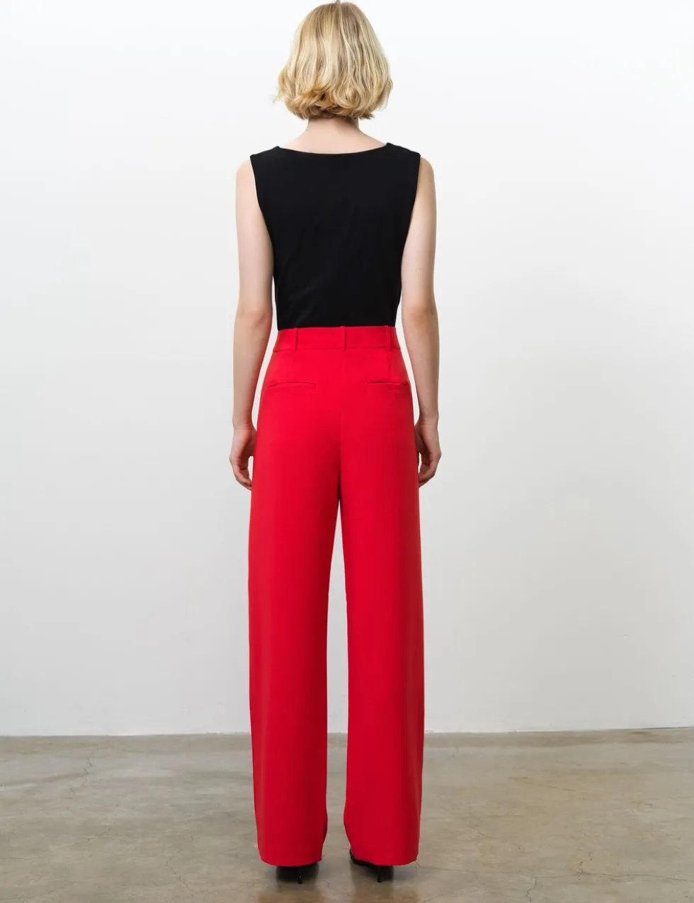 Pleat Front Wide Leg Trousers