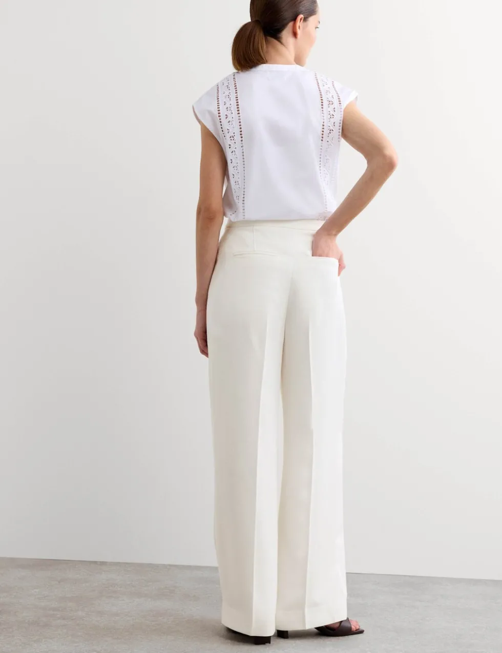 Pleat Front Wide Leg Trousers