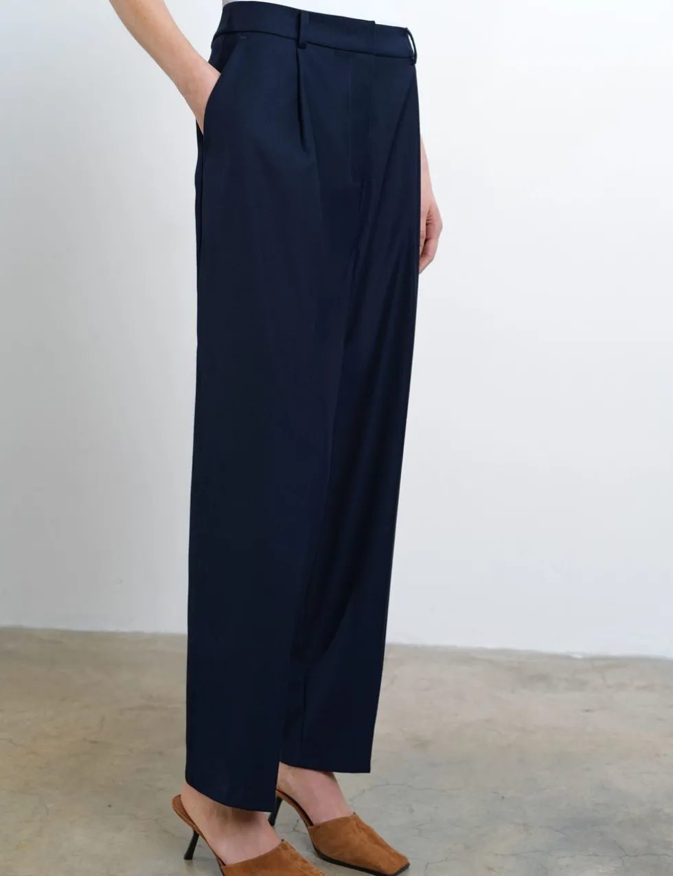 Pleated Barrel Leg Ankle Grazer Trousers