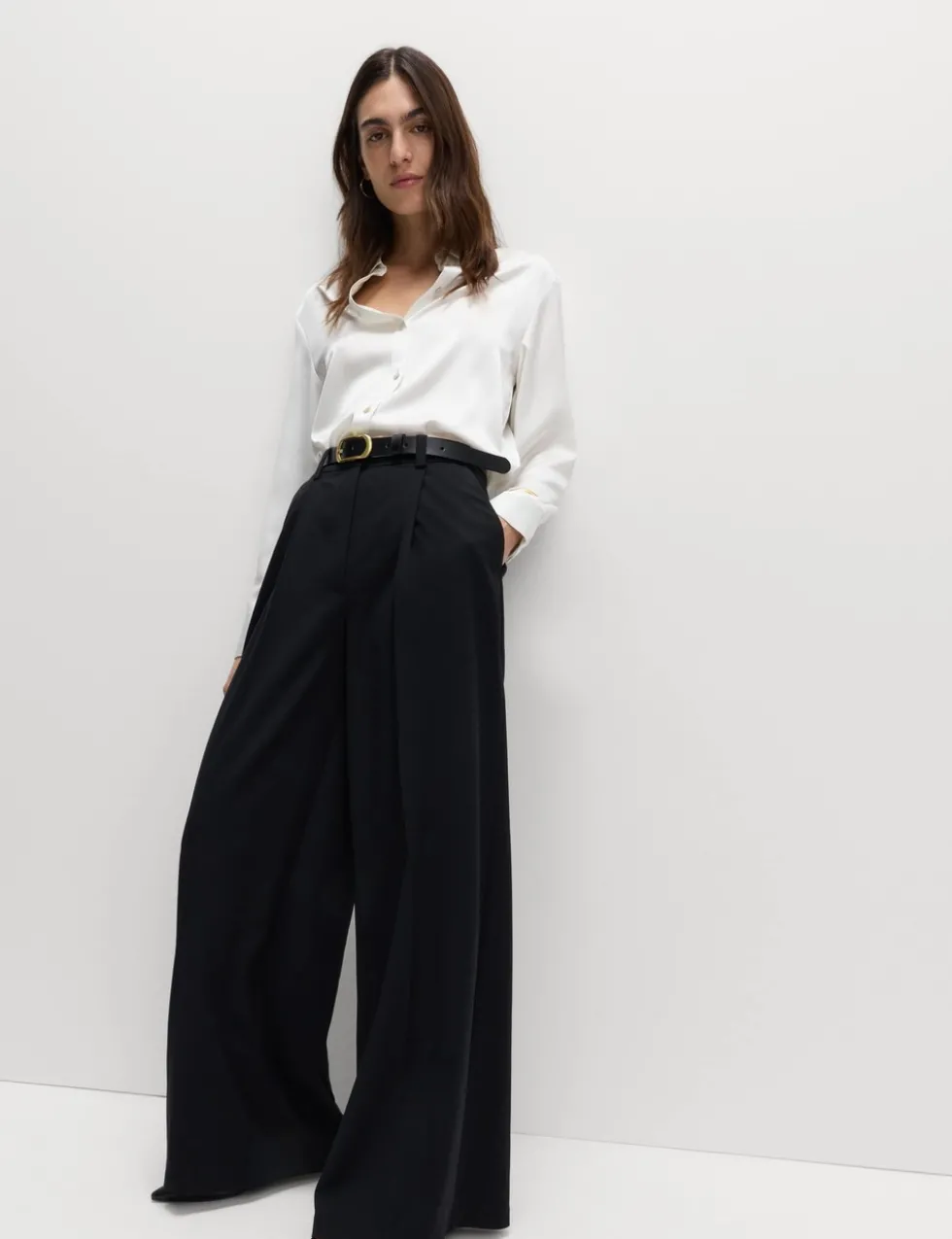Pleated Wide Leg Trousers