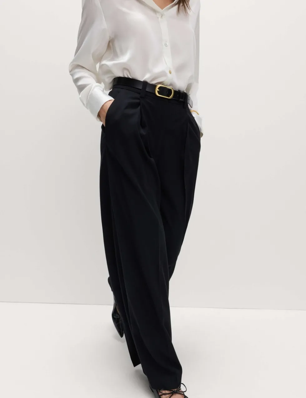 Pleated Wide Leg Trousers