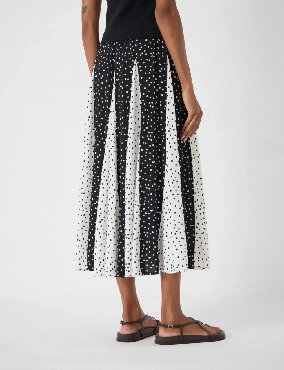 Polka Dot Pleated Midaxi Skirt