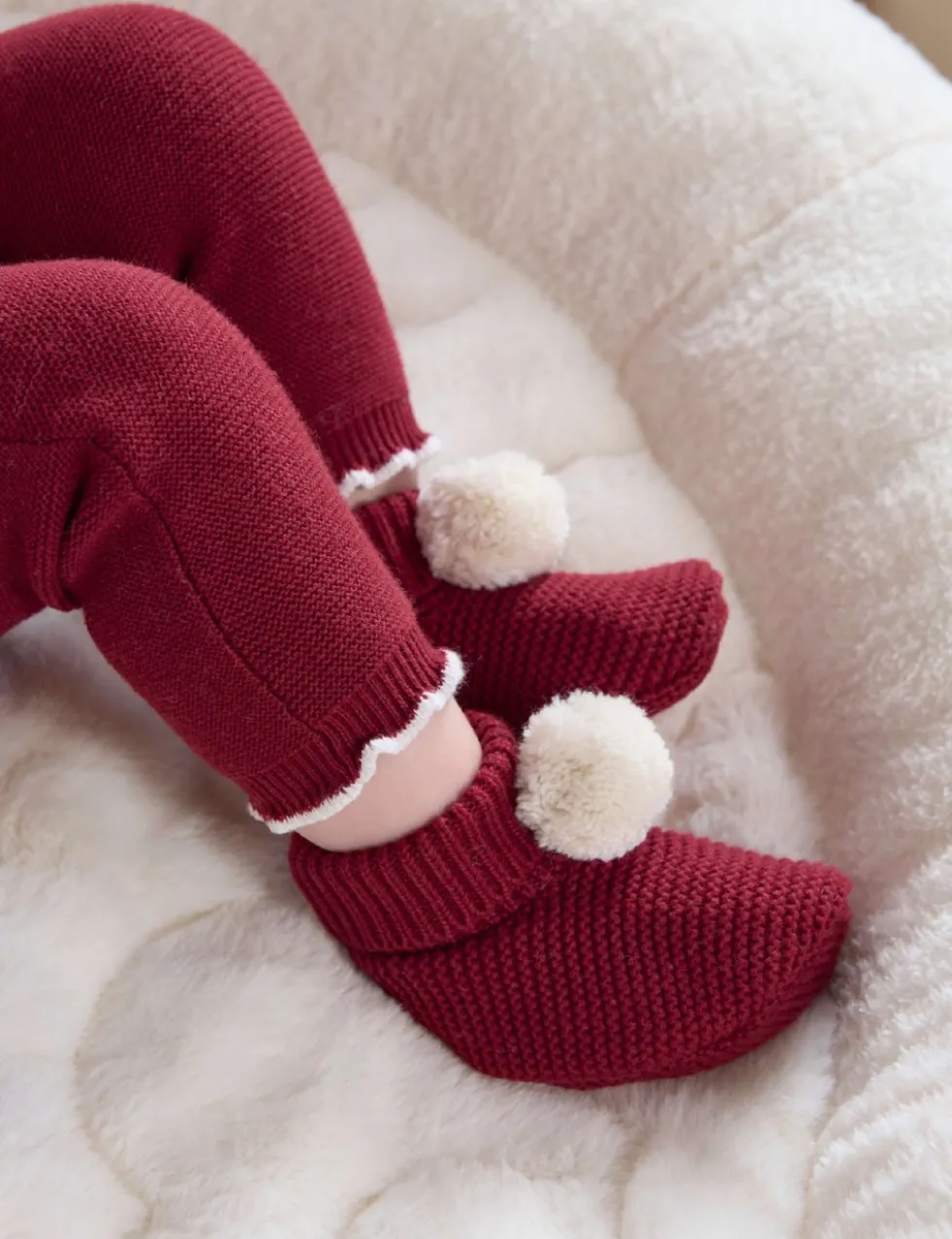 Pom Pom Booties (0-12 Mths)