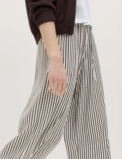 Printed Pull On Wide Leg Culottes