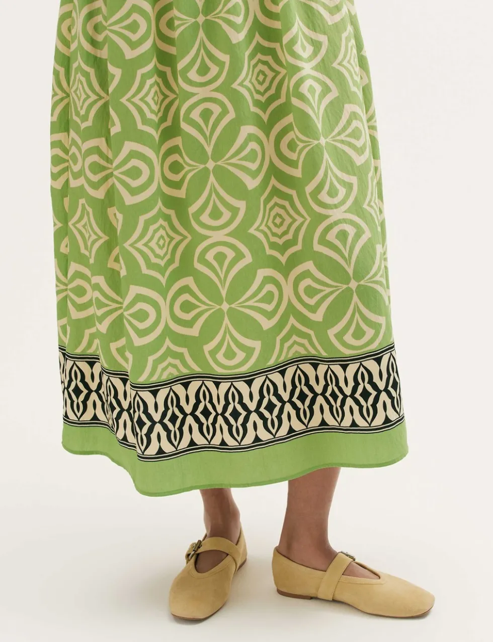Printed Round Neck Midi Shirred Dress