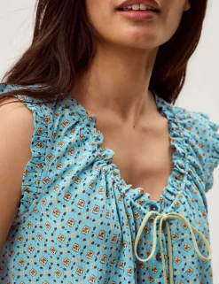 Printed Scoop Neck Vest Top