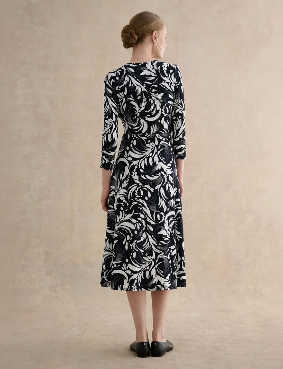 Printed V-Neck Midi Waisted Dress