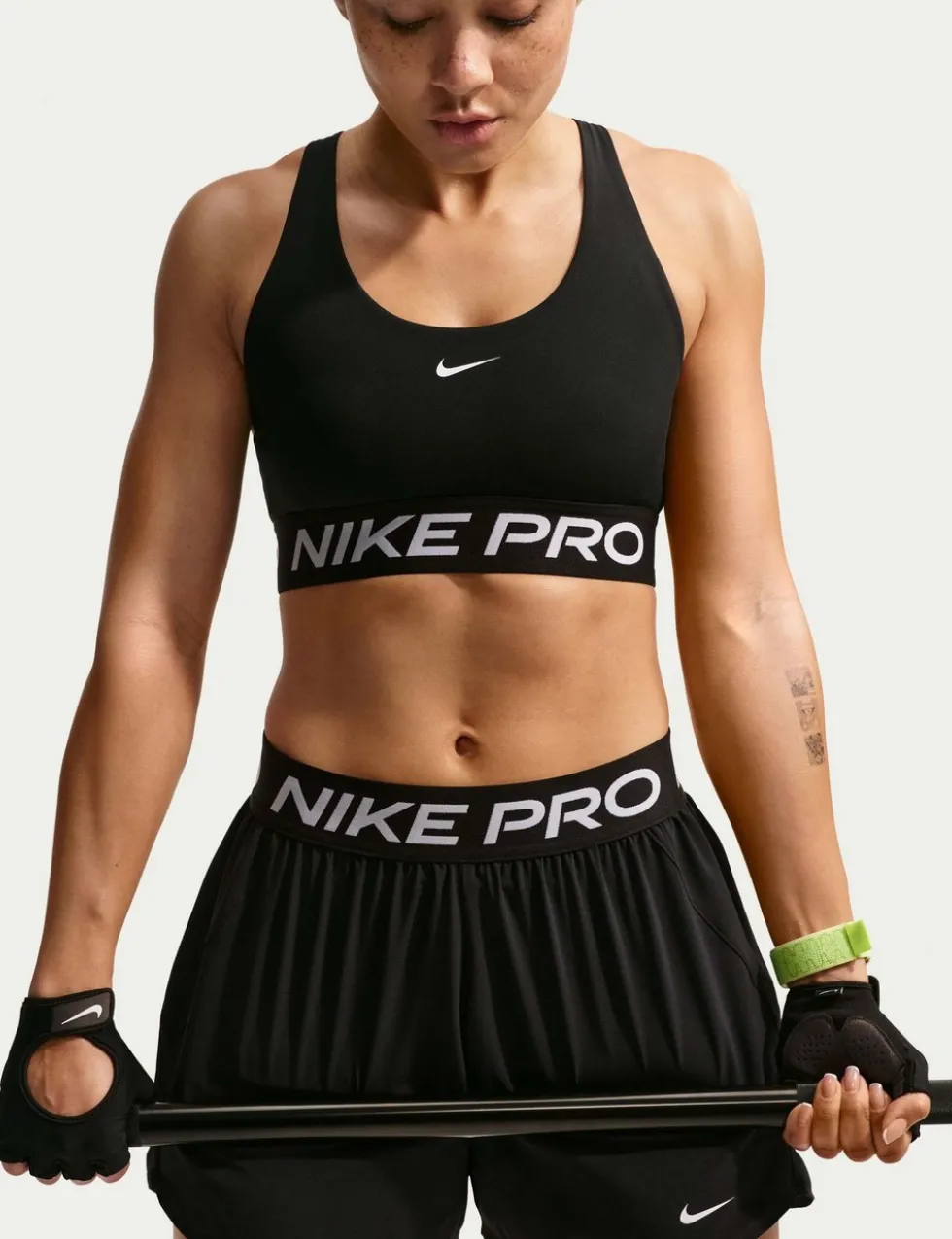 Pro Light Support Sports Bra