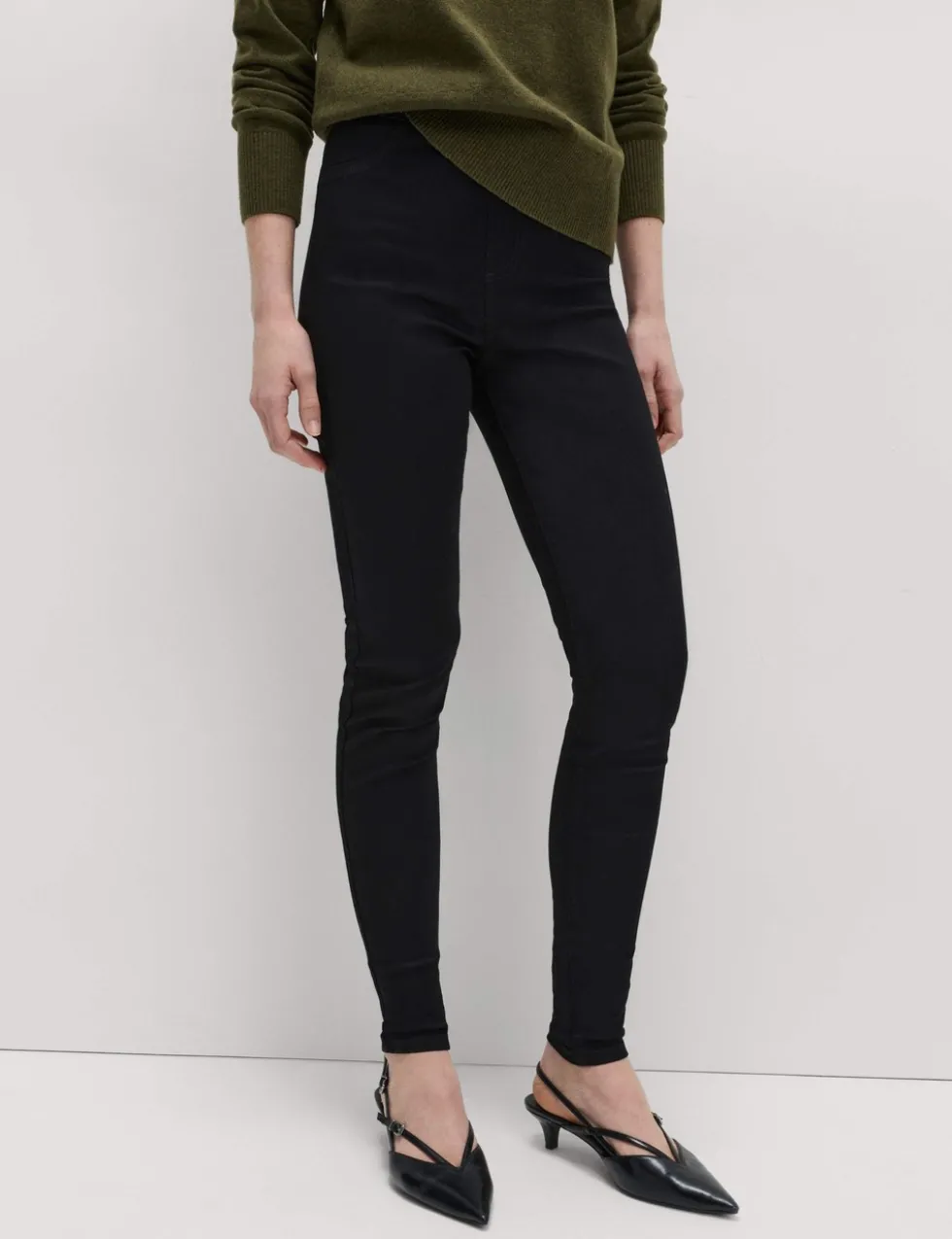Pull on High Waisted Jegging