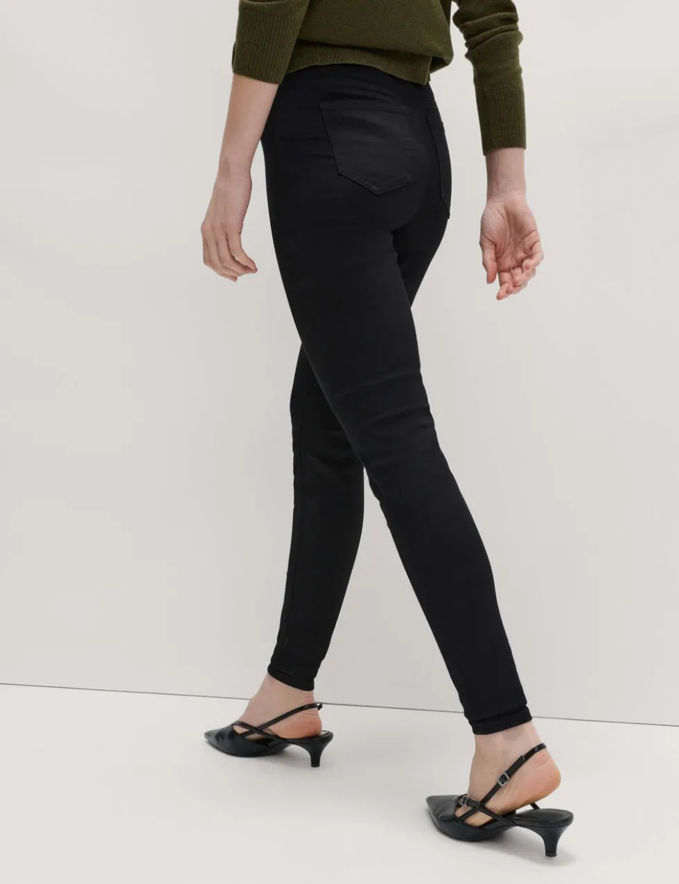 Pull on High Waisted Jegging