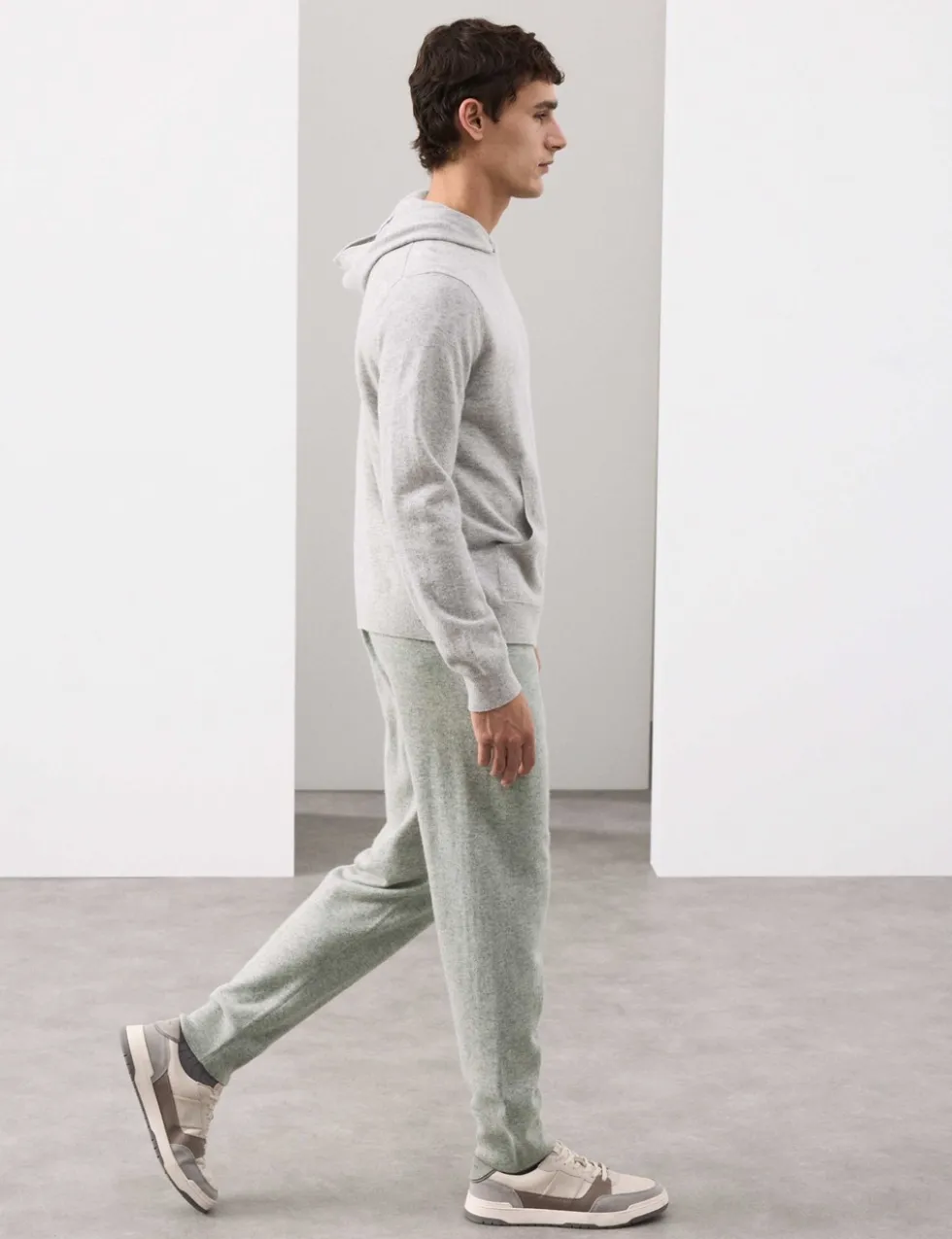 Pure Cashmere Knitted Joggers