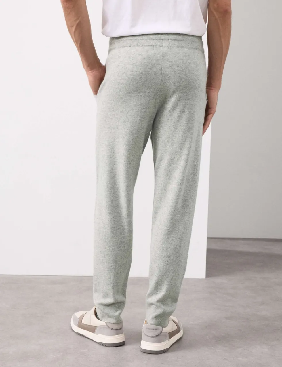 Pure Cashmere Knitted Joggers