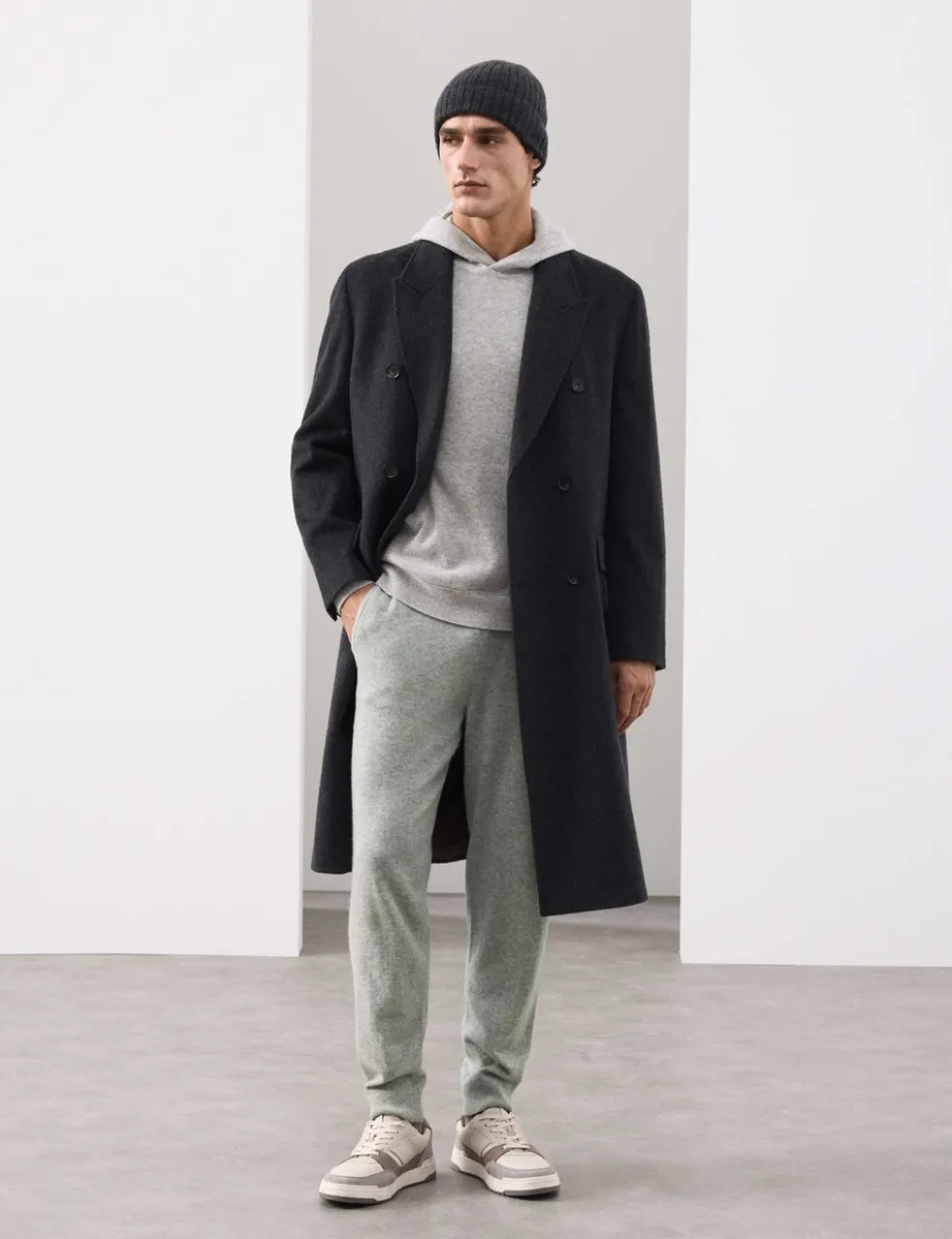 Pure Cashmere Knitted Joggers