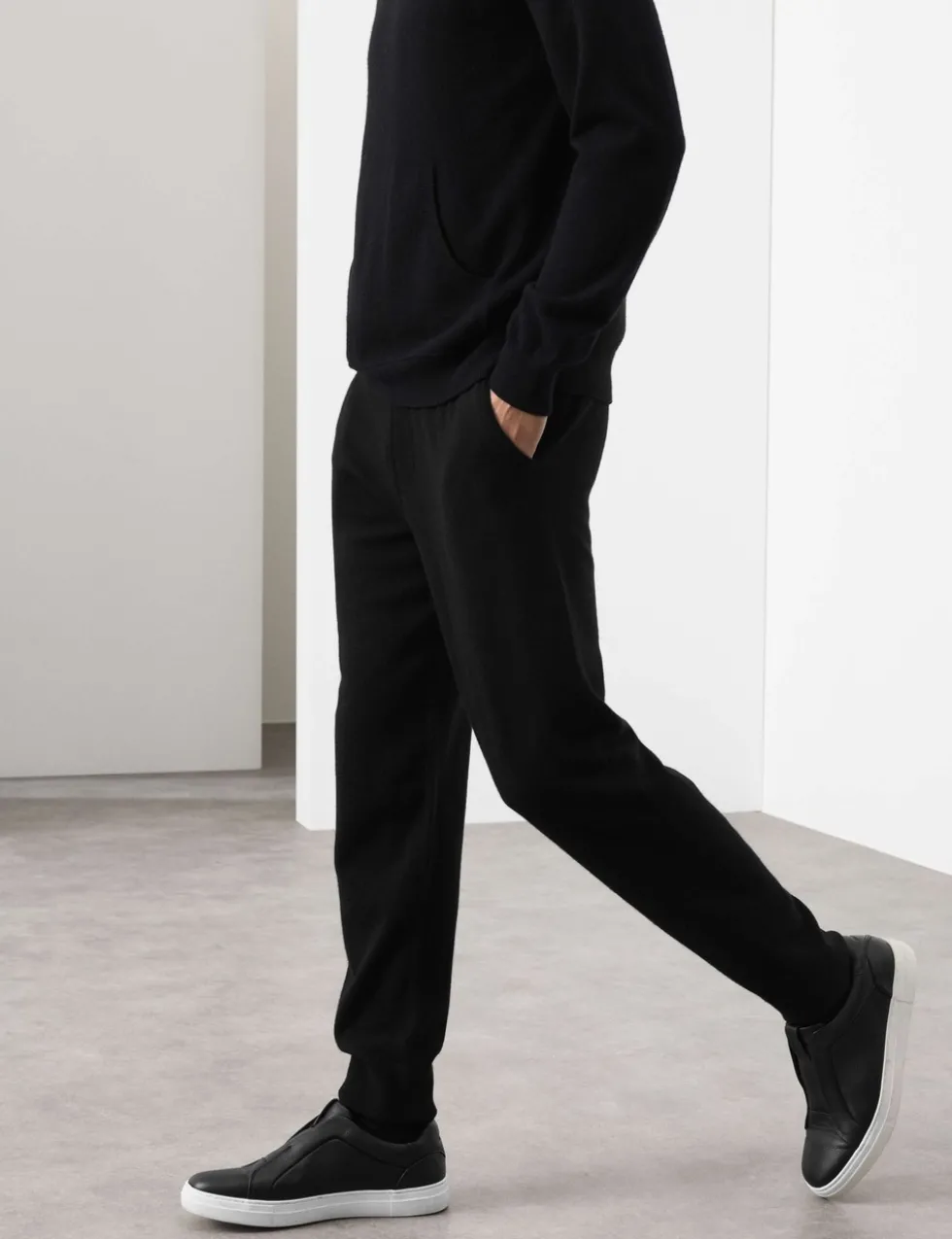 Pure Cashmere Knitted Joggers