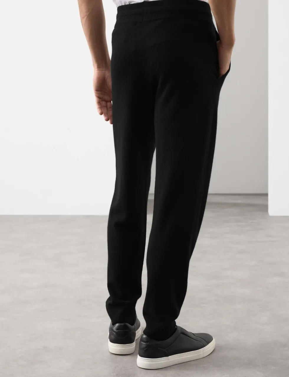 Pure Cashmere Knitted Joggers