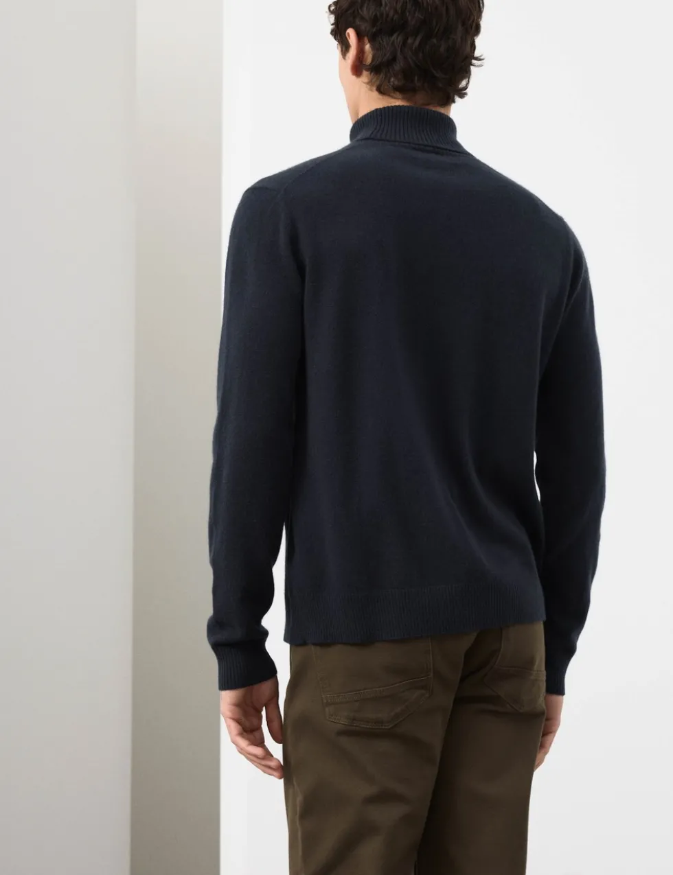 Pure Cashmere Roll Neck Jumper